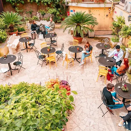Colosseo Hostel