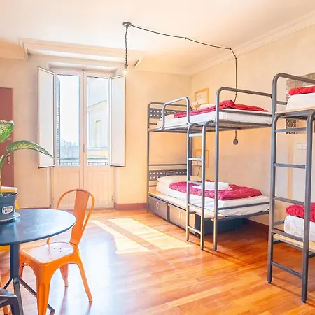 Colosseo Hostel